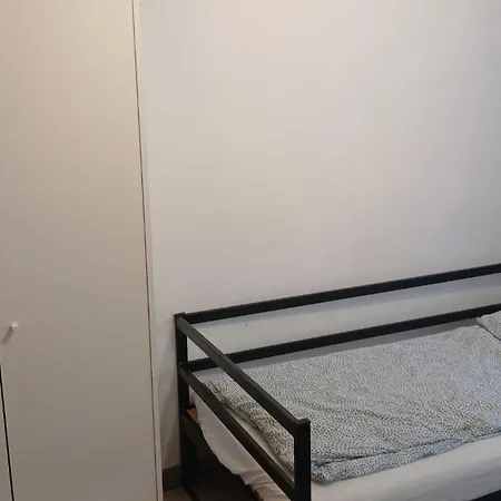 Hostel 22