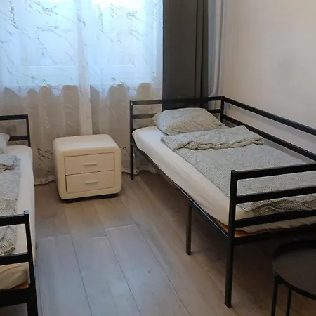 Hostel 22 *