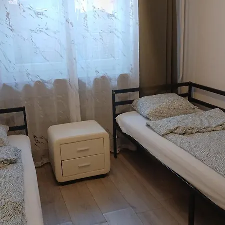 22 * Warsaw